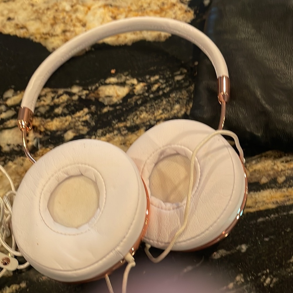 Frends wired headset. - Picture 4 of 5